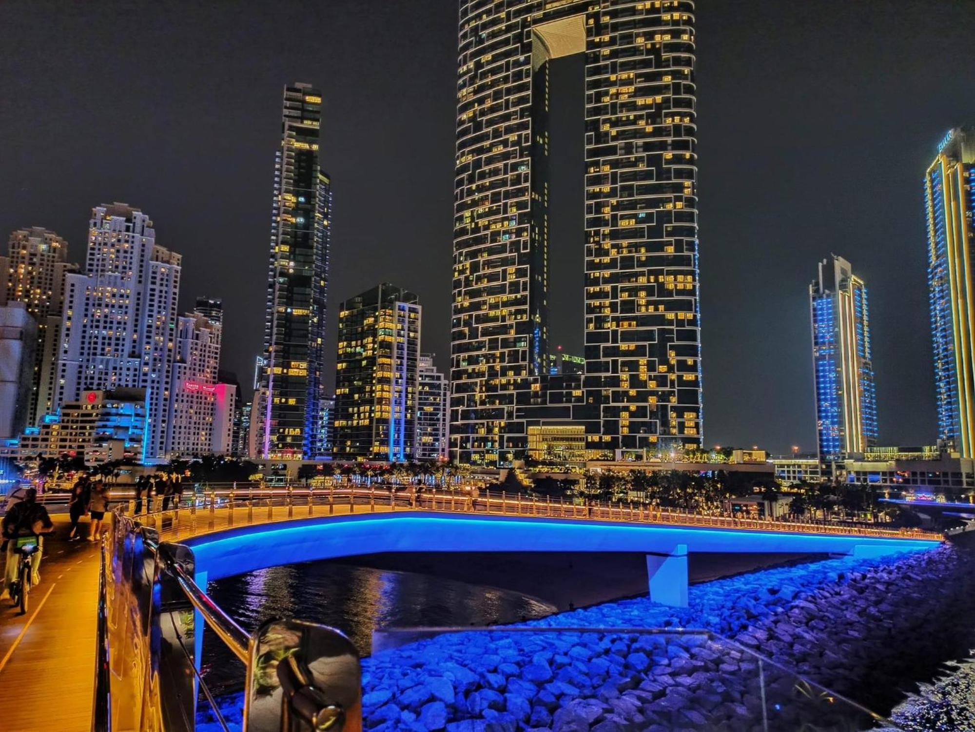 Seaview Beach Hostel Jbr - Walk To Beach - Gym - Pool - Metro Station Dubái Exterior foto