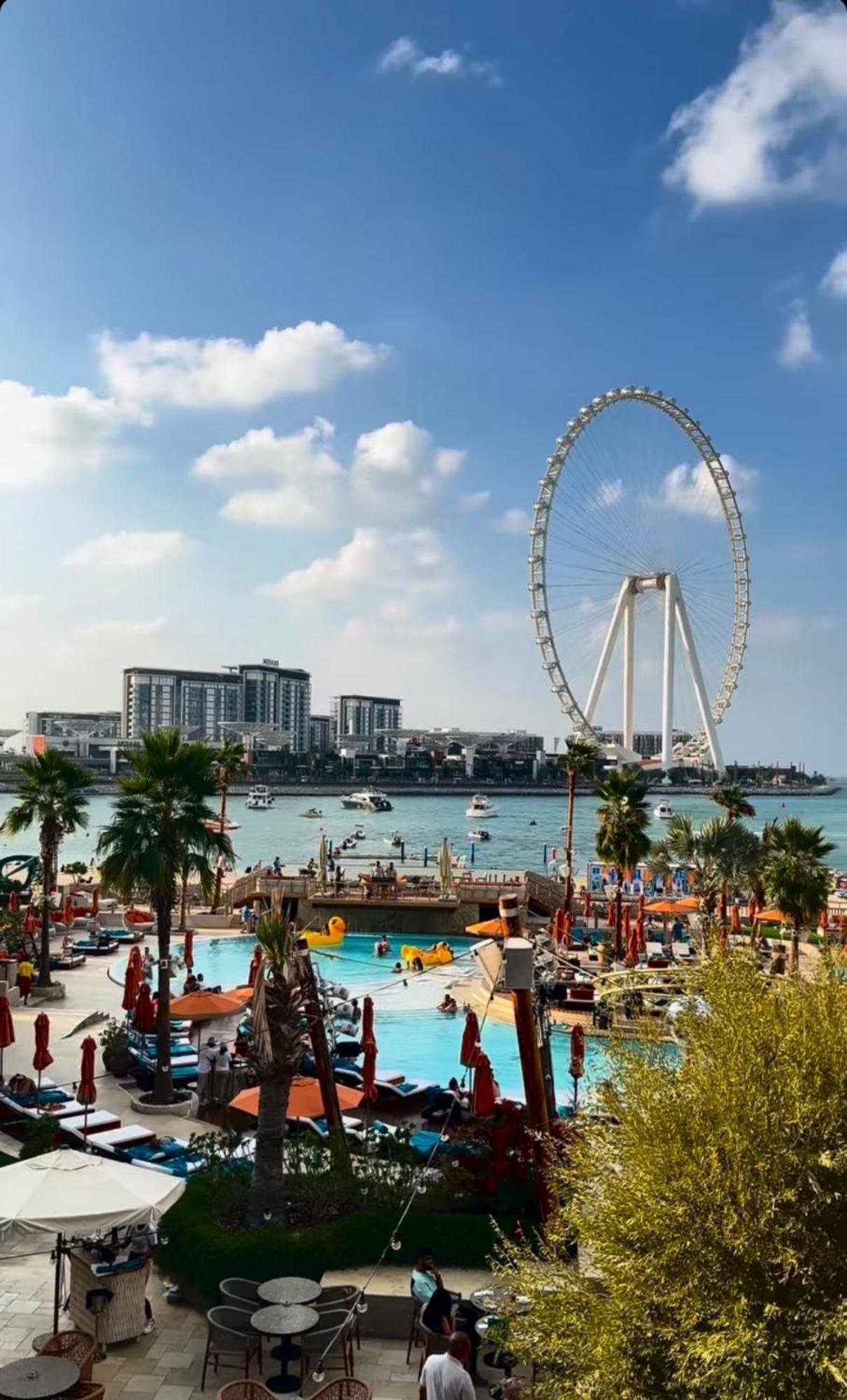 Seaview Beach Hostel Jbr - Walk To Beach - Gym - Pool - Metro Station Dubái Exterior foto