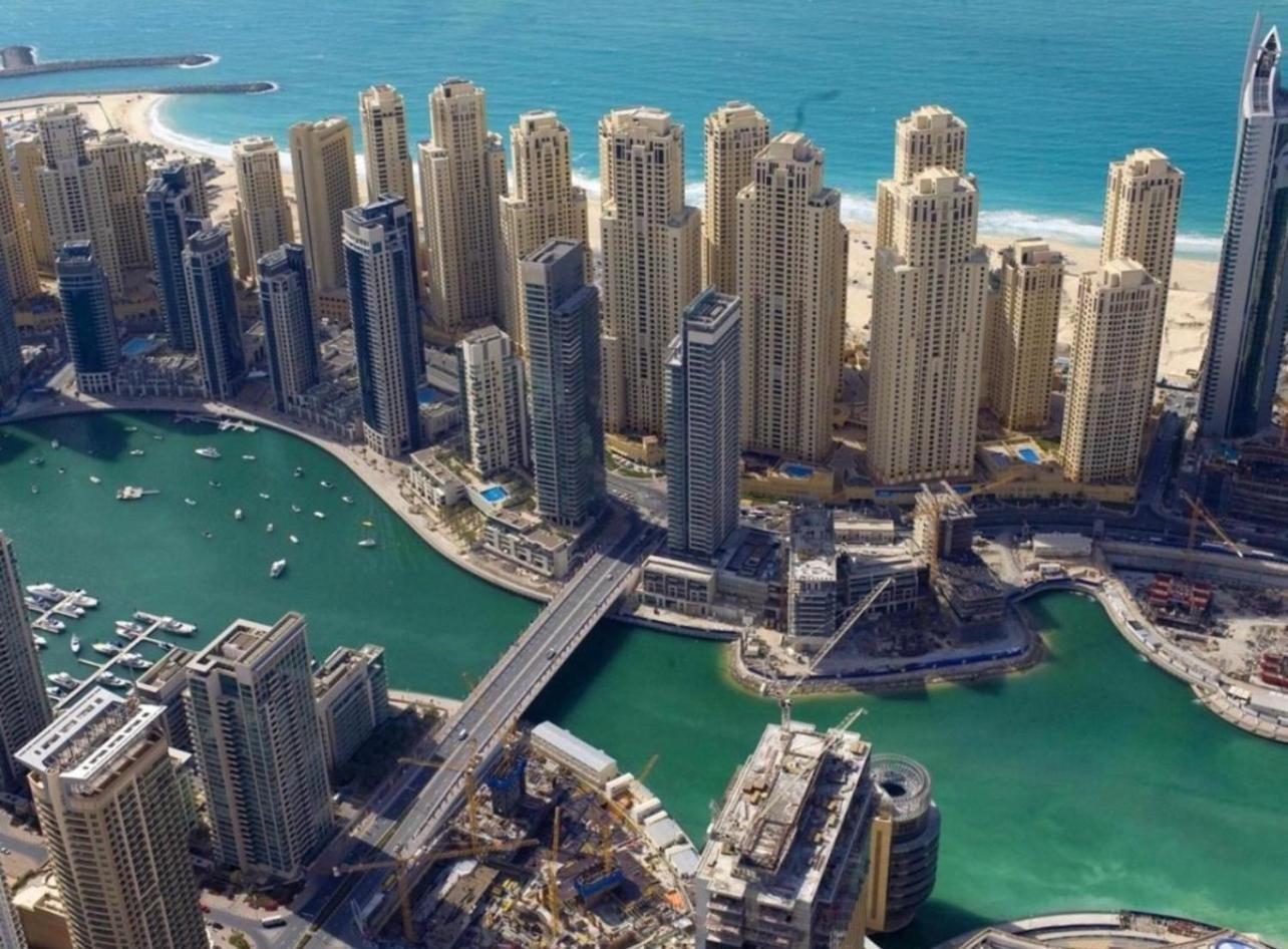 Seaview Beach Hostel Jbr - Walk To Beach - Gym - Pool - Metro Station Dubái Exterior foto